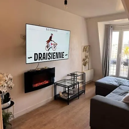 Appartement Sous Le Toits De Paris Exterior photo