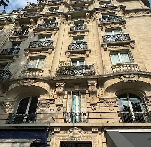 Appartement Sous Le Toits De Paris